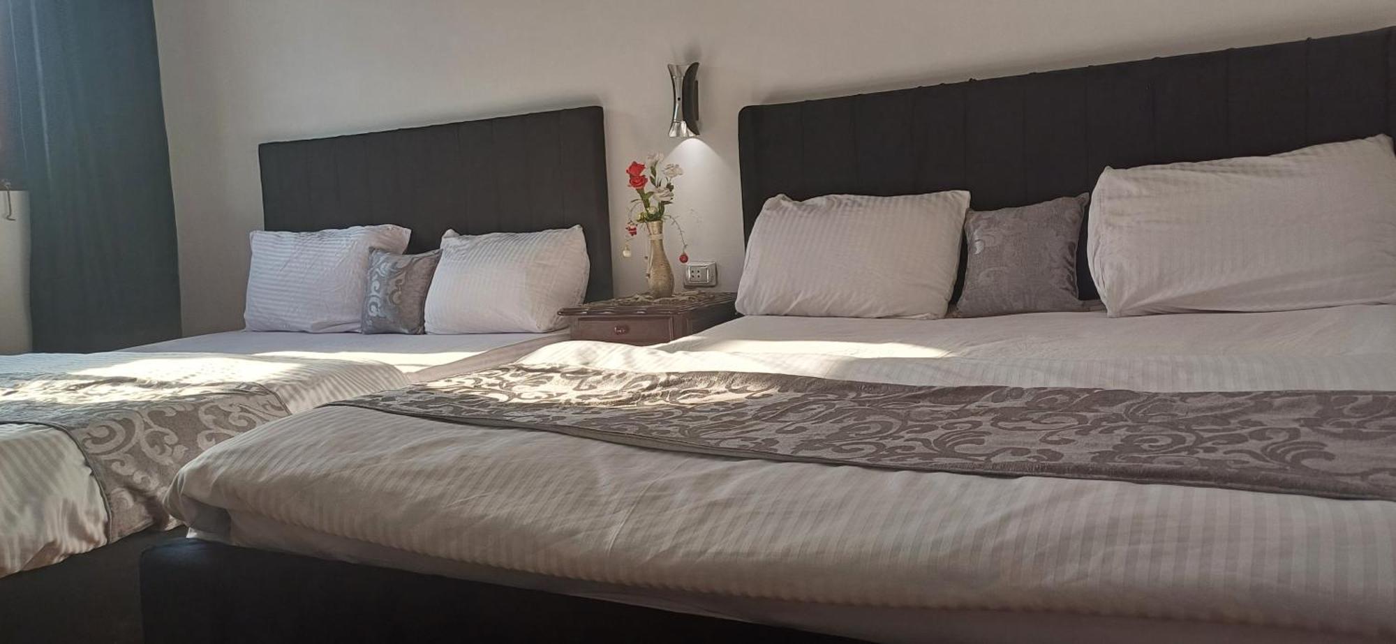 Pyramids Kingdom Hotel Kafret el-Gabal Екстериор снимка
