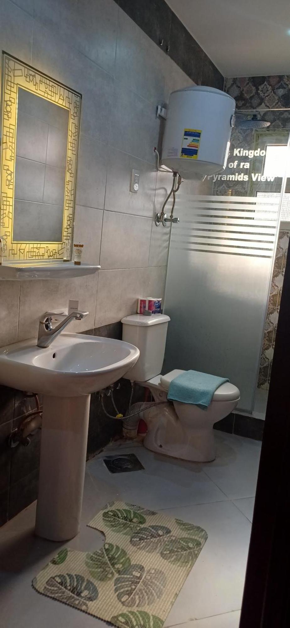 Pyramids Kingdom Hotel Kafret el-Gabal Екстериор снимка