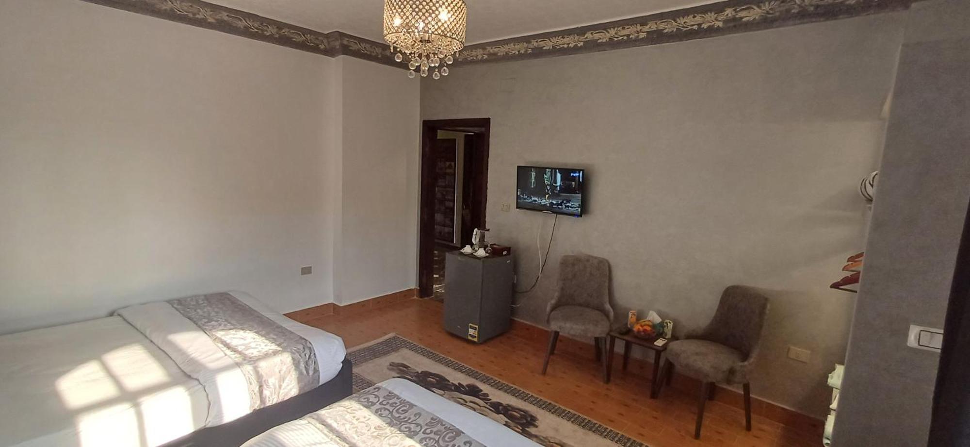 Pyramids Kingdom Hotel Kafret el-Gabal Екстериор снимка