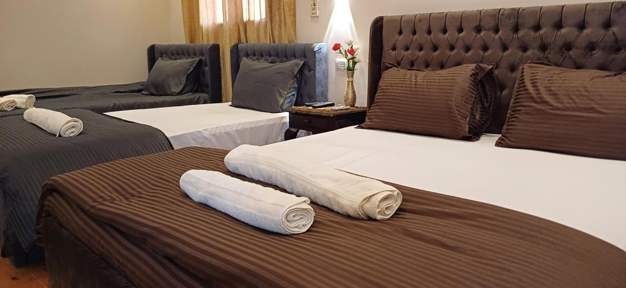 Pyramids Kingdom Hotel Kafret el-Gabal Екстериор снимка