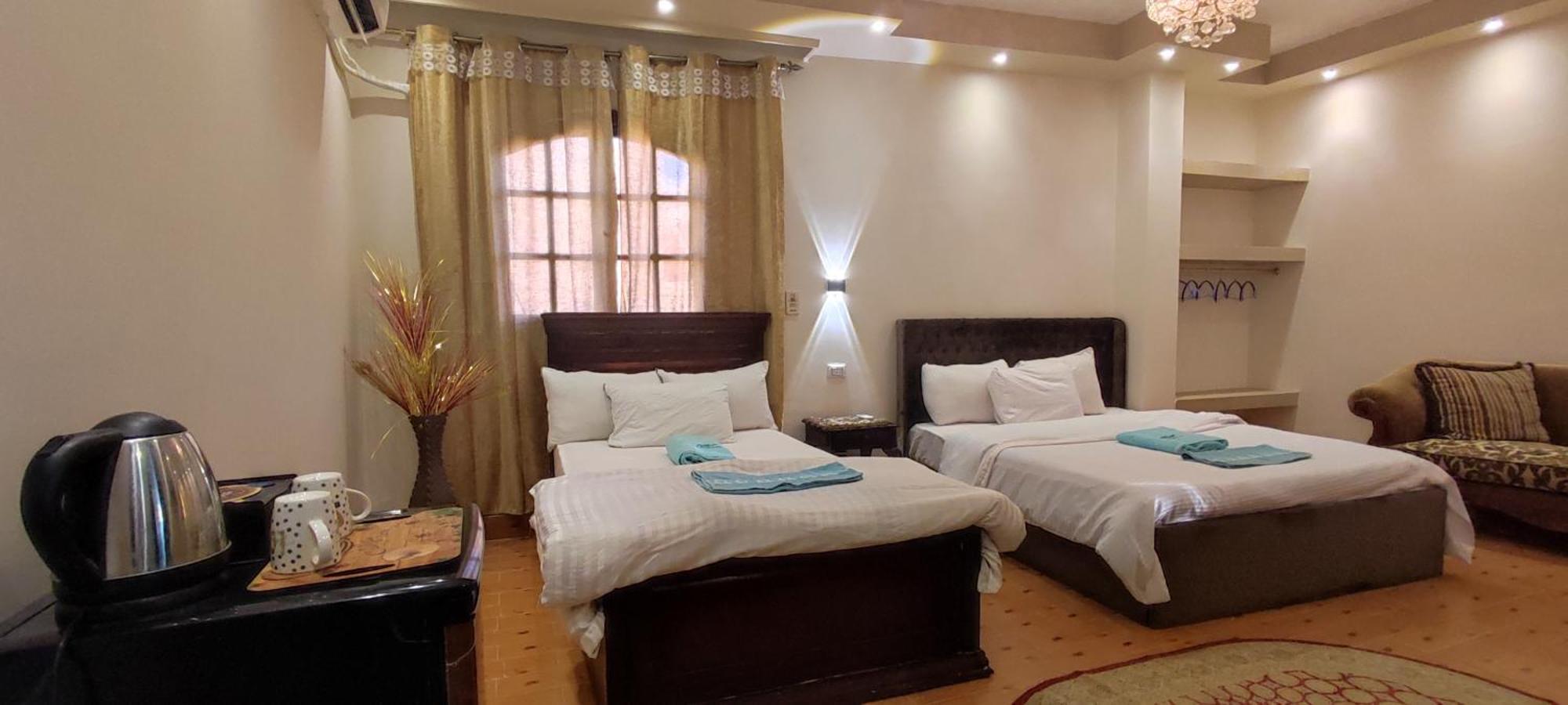 Pyramids Kingdom Hotel Kafret el-Gabal Екстериор снимка